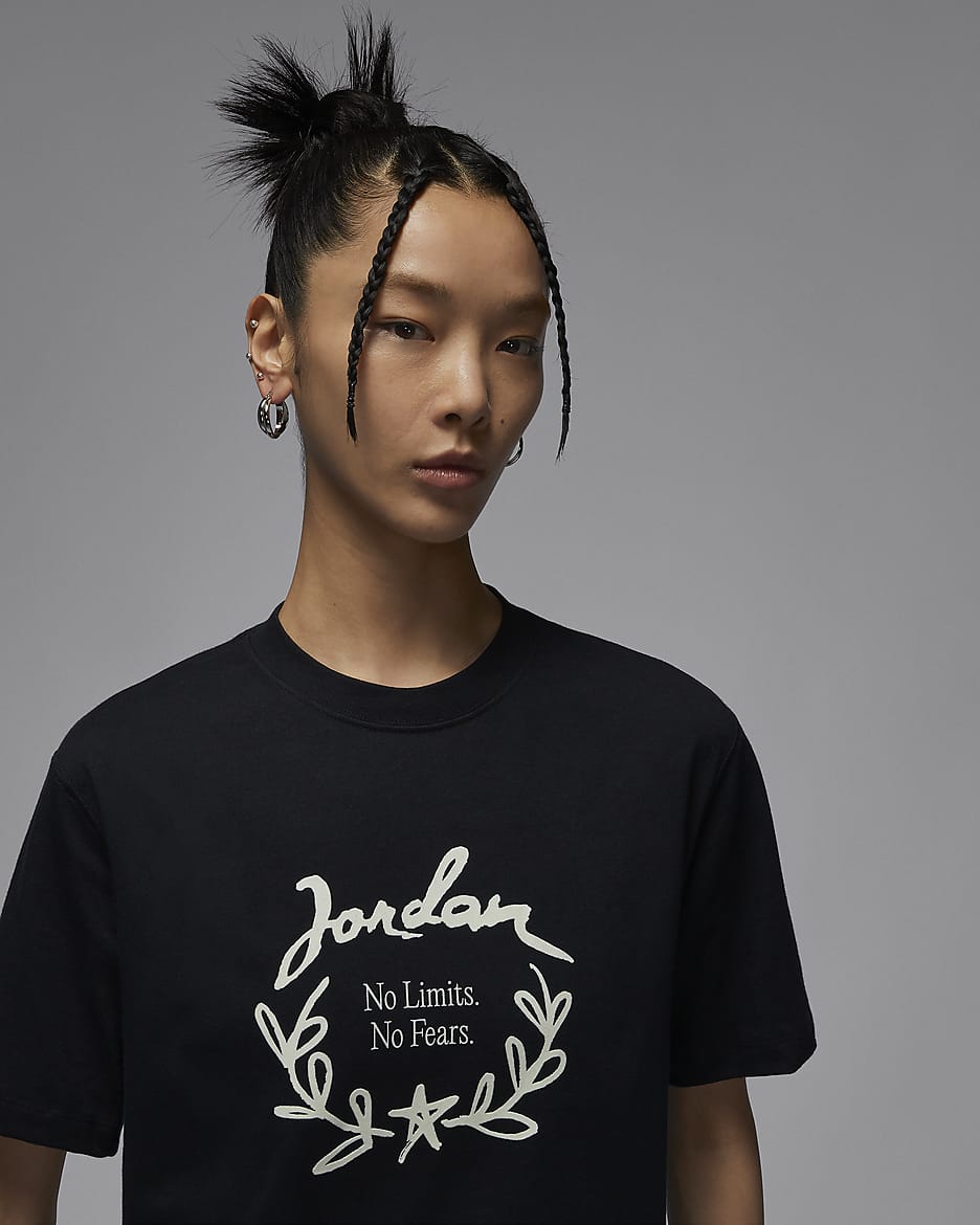 NIKE公式】ジョーダン ウィメンズ グラフィック ガールフレンド Tシャツ.オンラインストア (通販サイト)
